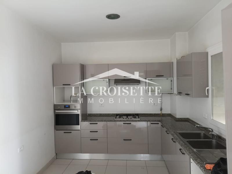 Villa S+6 à Ain Zaghouan Nord